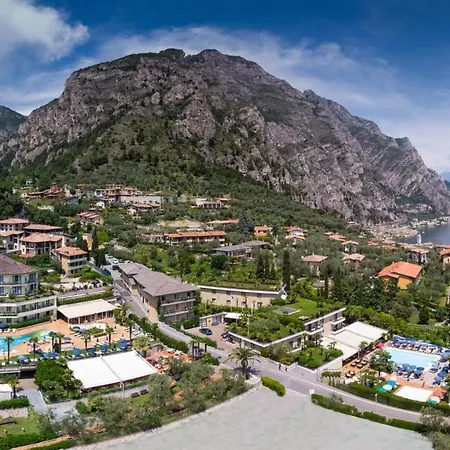 La Madonnina Limone sul Garda